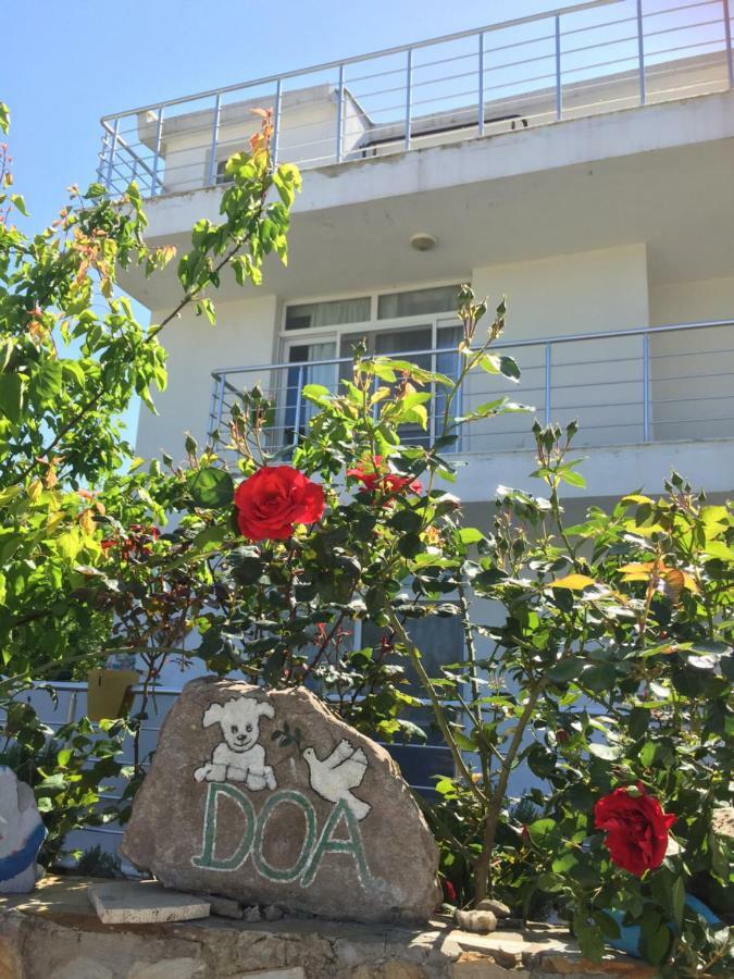 Doa Apartments คูซาดาซี ภายนอก รูปภาพ